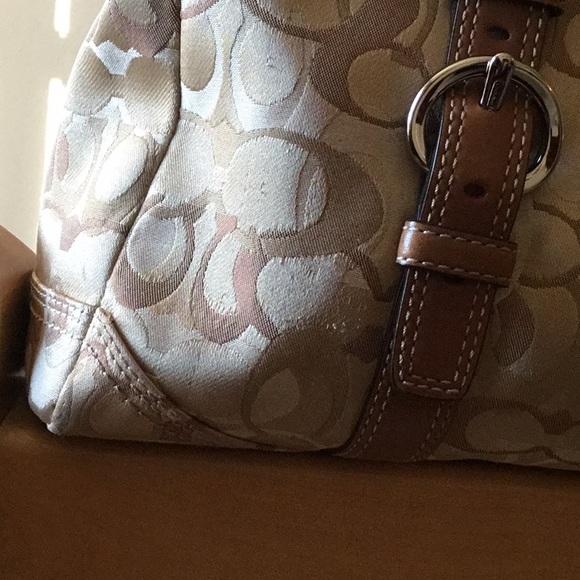 Coach Handbag - Picture 5 of 8